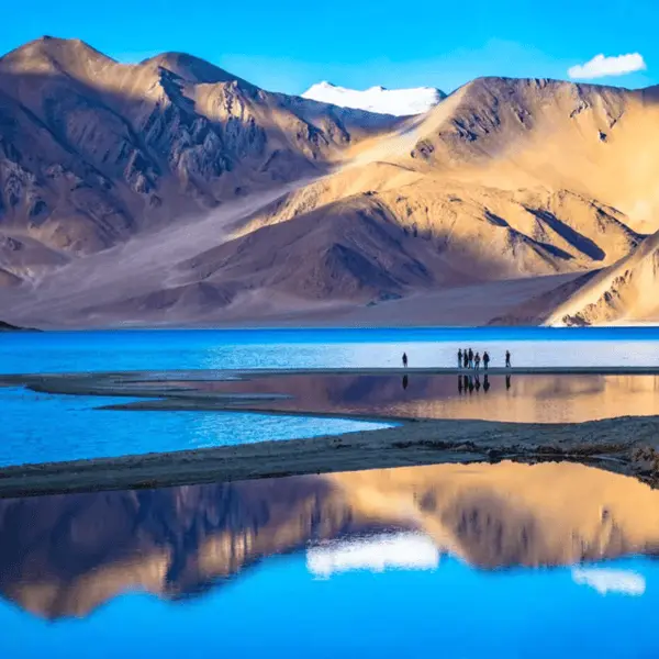 Pangong Lake - Ladakh tour